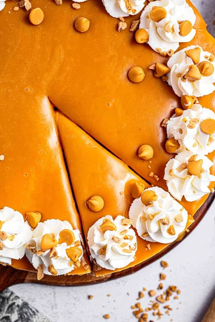 Delicious butterscotch cheesecake with a rich salted caramel topping