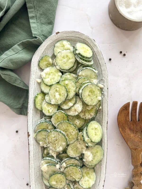 Delicious Cucumber Ranch Salad with fresh vegetables and creamy dressing