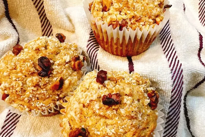 Applesauce Muffins