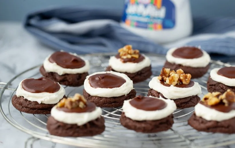 Delicious Cake Mix Mississippi Mud Cookies with chocolate and marshmallows