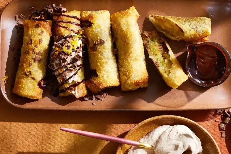 Chocolate-Apple Egg Rolls