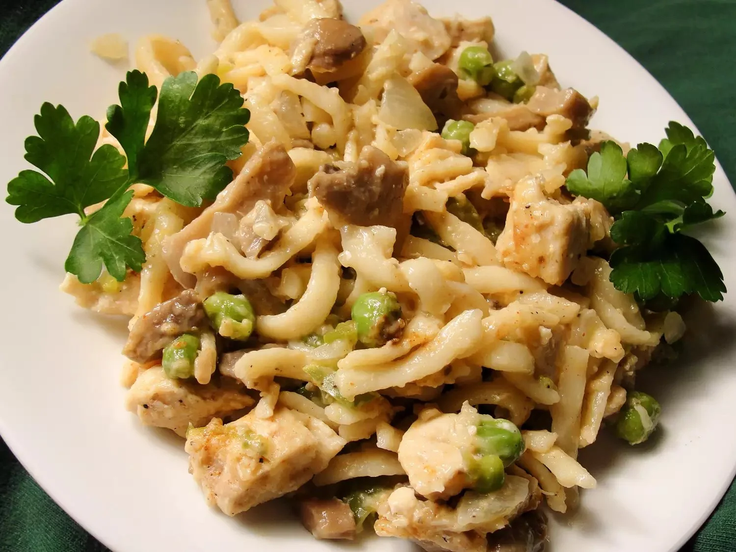 Deliciously creamy Chicken Tetrazzini Deluxe with pasta and chicken in a rich sauce.