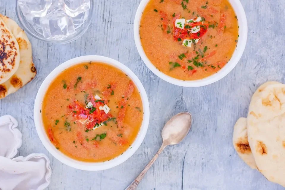 Bowl of Easy Pizza Soup with toppings