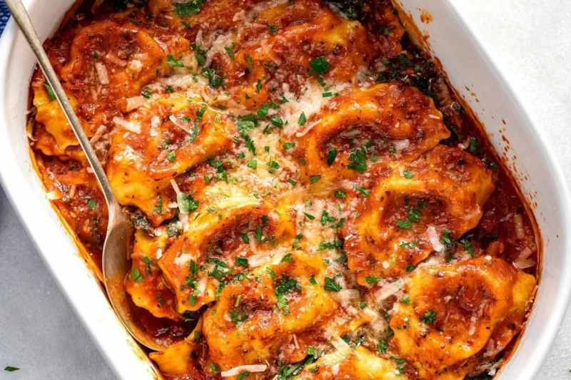 Easy Tomato Spinach Ravioli Bake