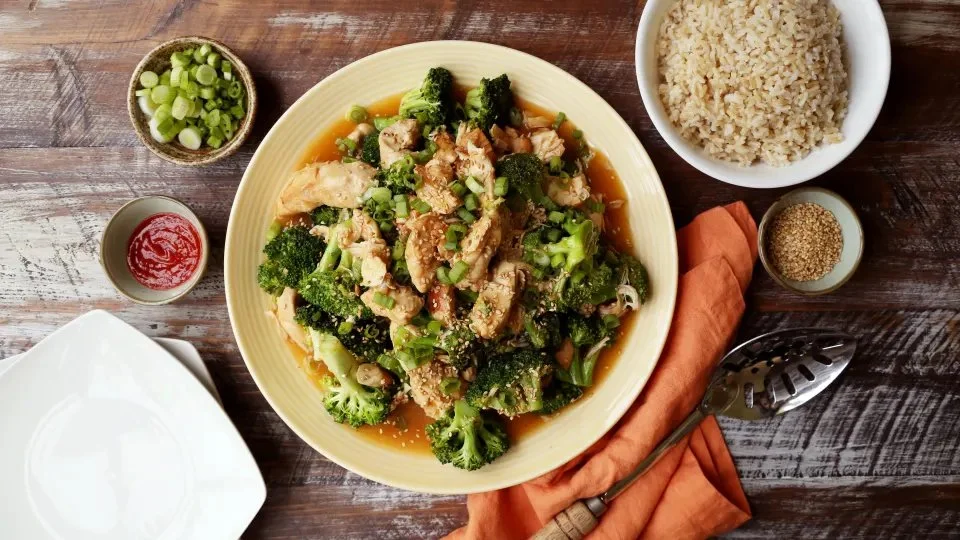 Instant Pot sesame chicken with broccoli served on a plate