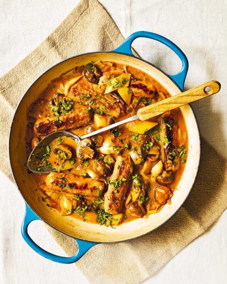 Delicious sausage stew made with mushrooms and Breton cider