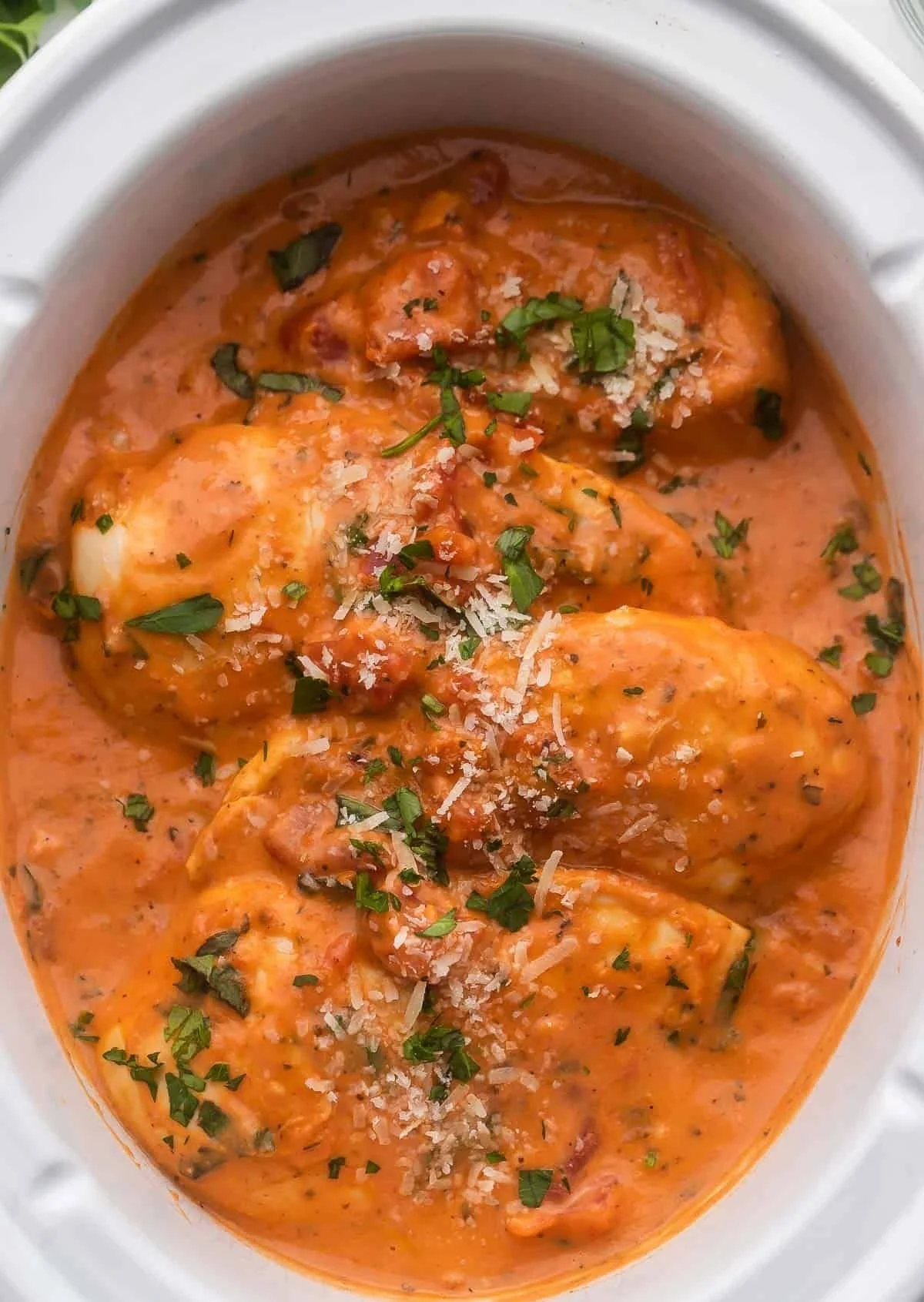 Slow Cooker Creamy Tomato Basil Chicken