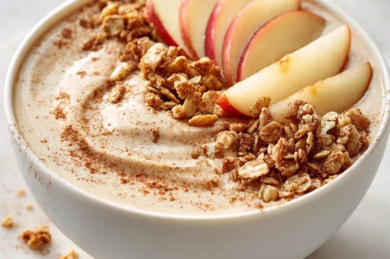 Apple Cinnamon Smoothie Bowl