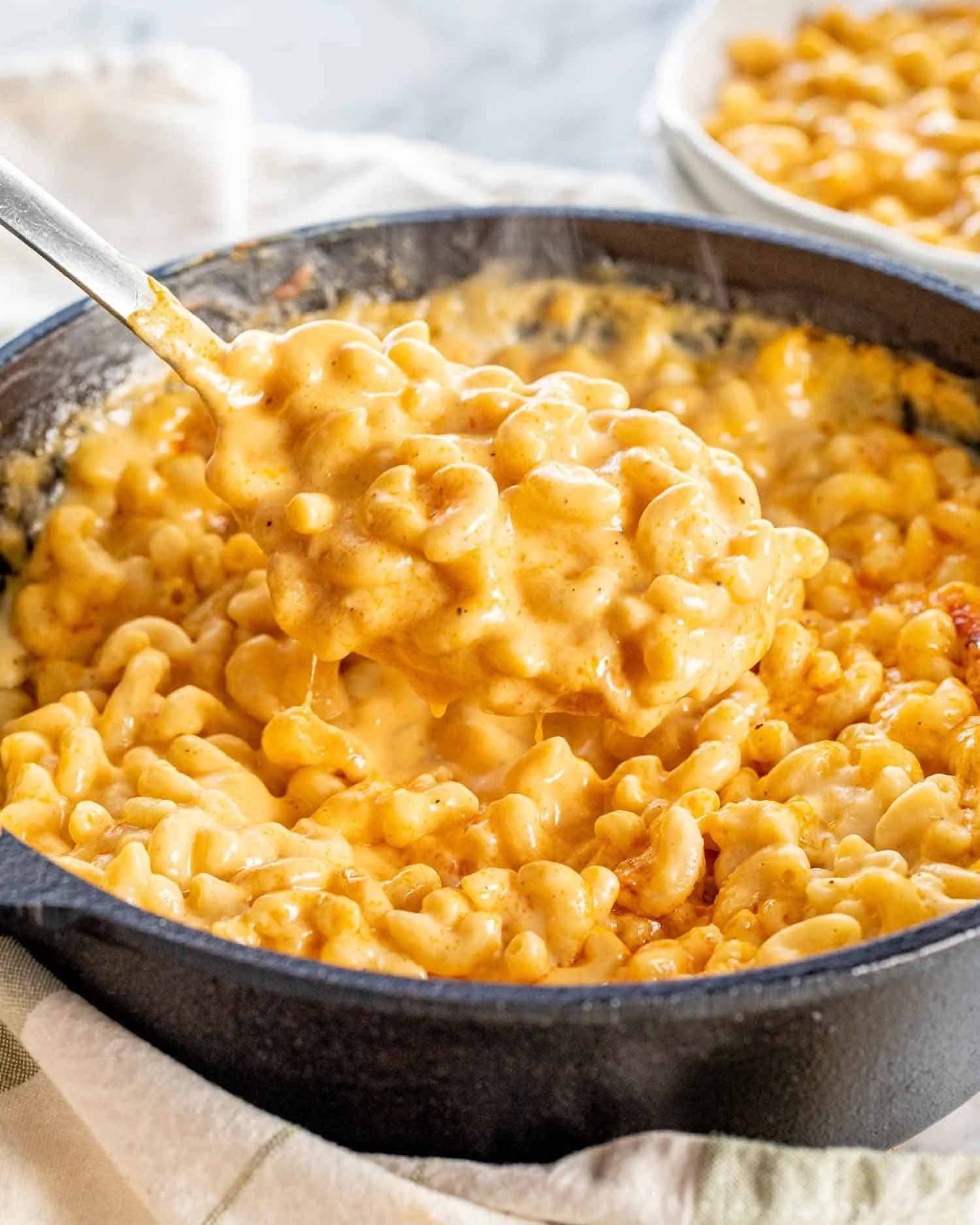 Delicious baked mac and cheese with a crispy topping